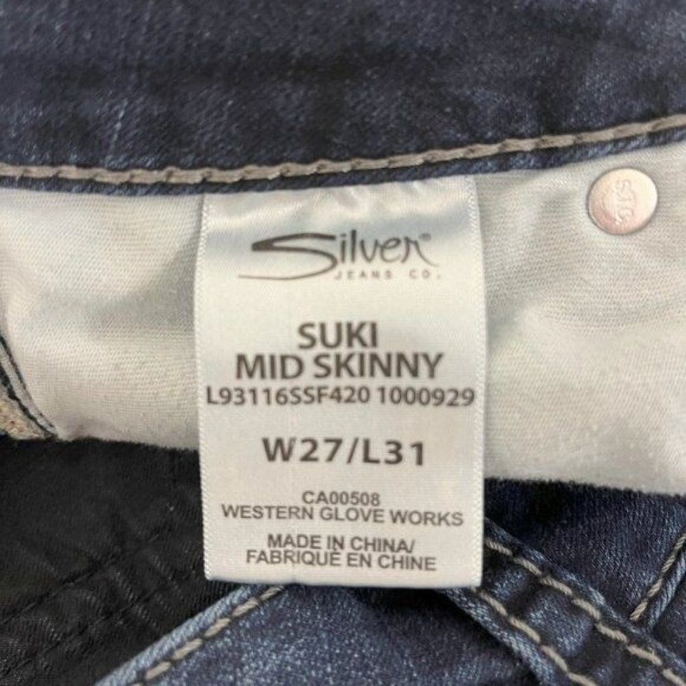 Silver Suki Skinny Dark Blue Jeans Size 27 x 31 Classic Preppy Versatile Casual - Picture 9 of 12